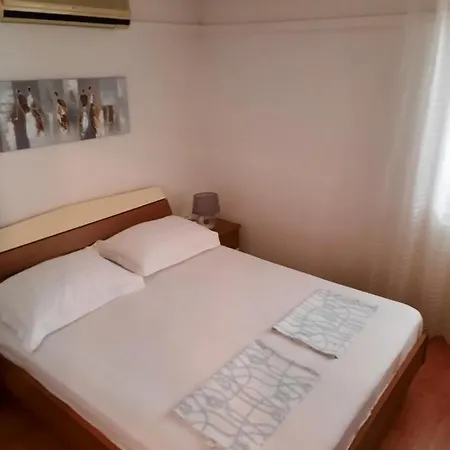 Dani * Ζαντάρ